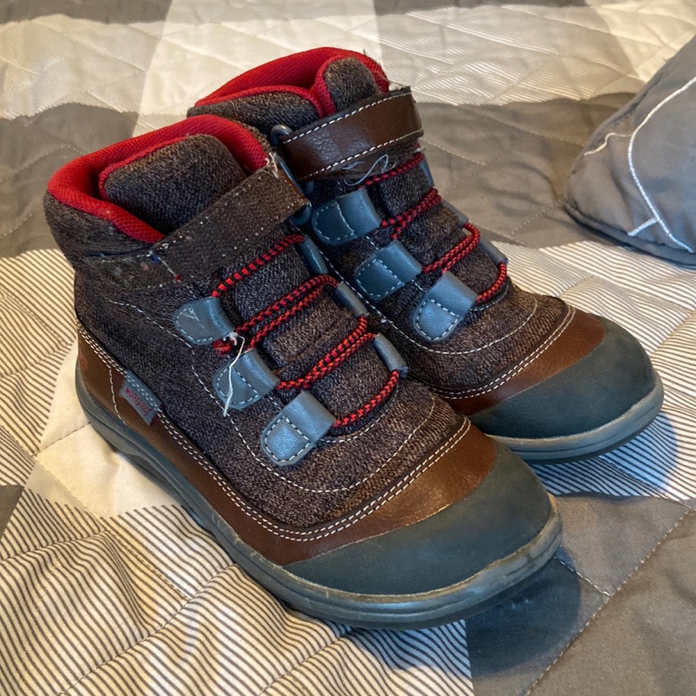 BEST easy on waterproof comfy boots for every day wear